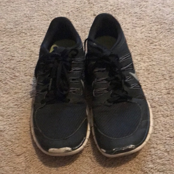 Nike sneakers - Picture 2 of 4